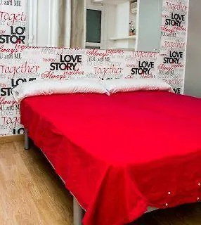 Cool & Chic Hostel L'Hospitalet de Llobregat España